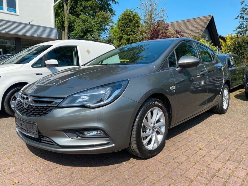 Gebraucht Opel Astra Edition 125 PS (91 kW) 2019 Grau Limousine