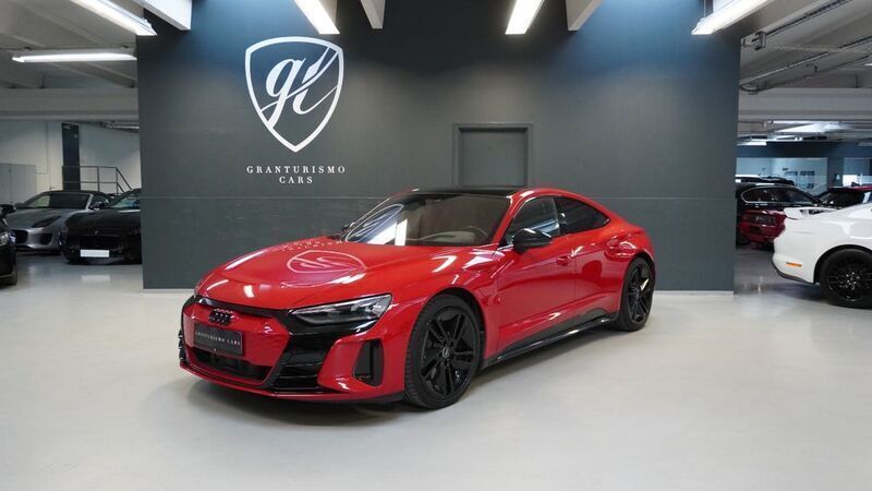 Rot Gebraucht 2022 Audi e-tron GT quattro Basis Limousine | 64.153 € (Teuer) - Bild 1/4