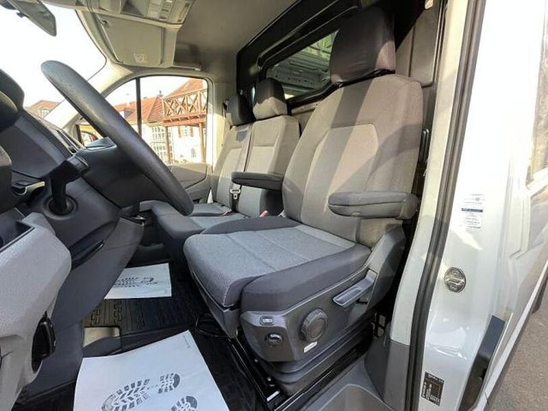 Second-hand VW Crafter 140 CP (102 kW) 2017 Alb Van