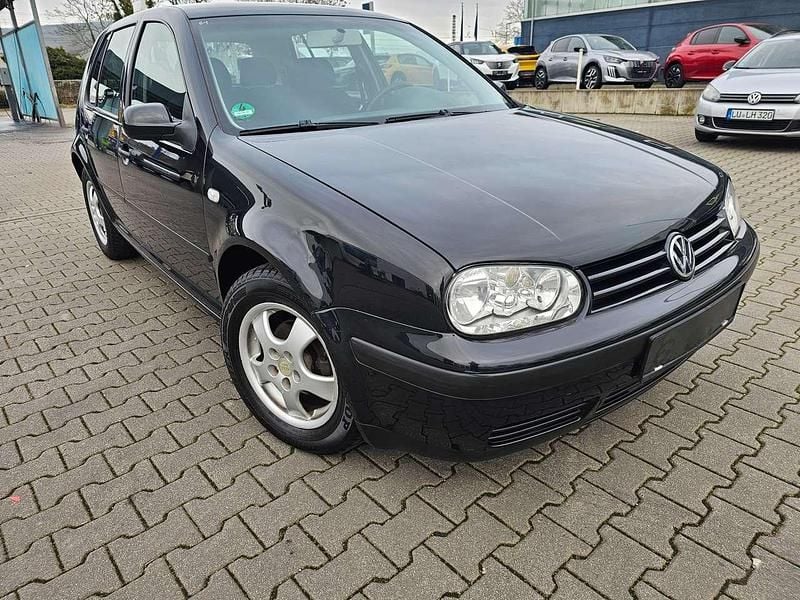 Gebraucht VW Golf IV 75 PS (55 kW) 2002 Schwarz Limousine