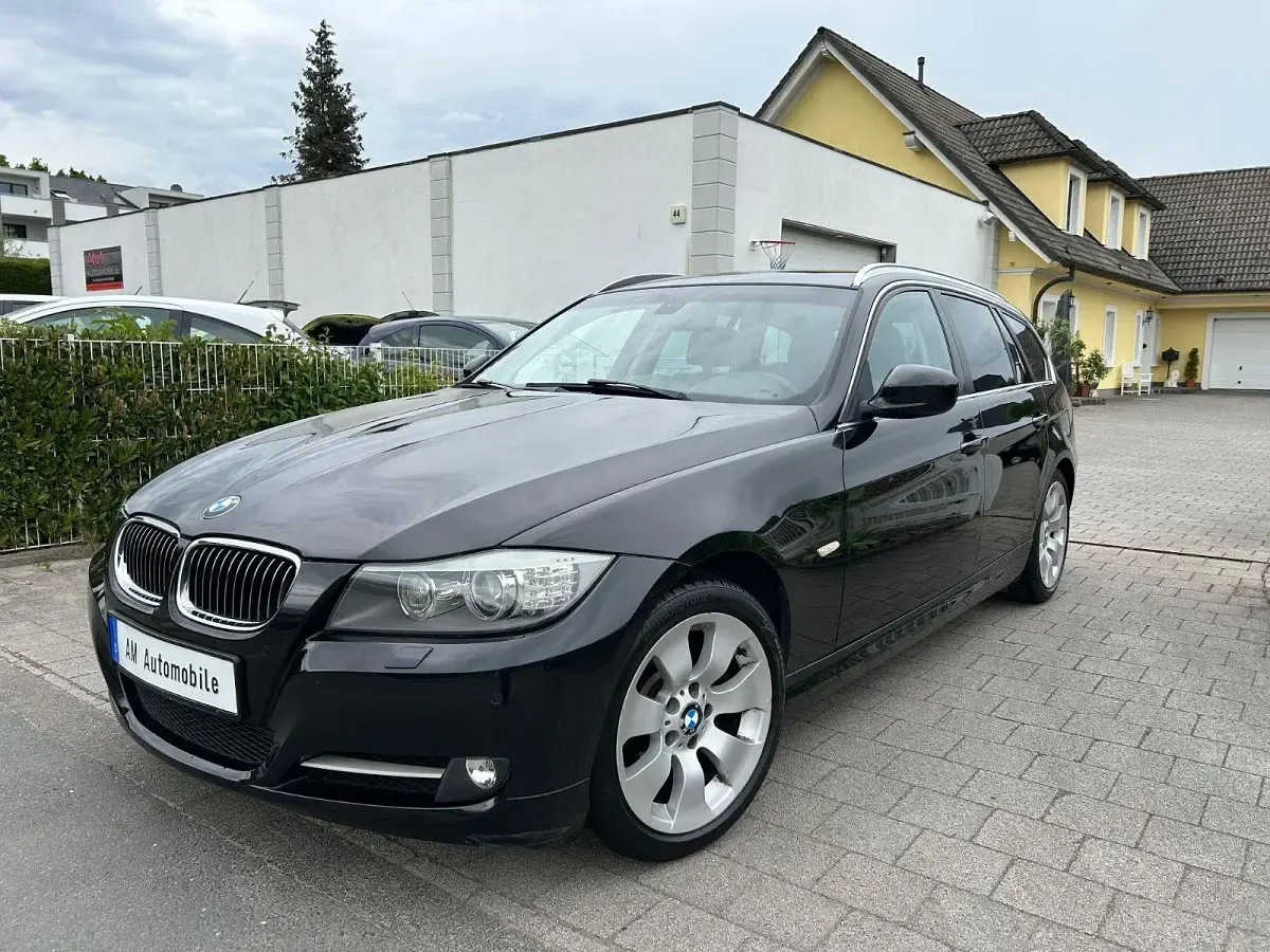 Używany BMW 325 Exclusive 204 KM (150 kW) 2011 Czarny Kombi