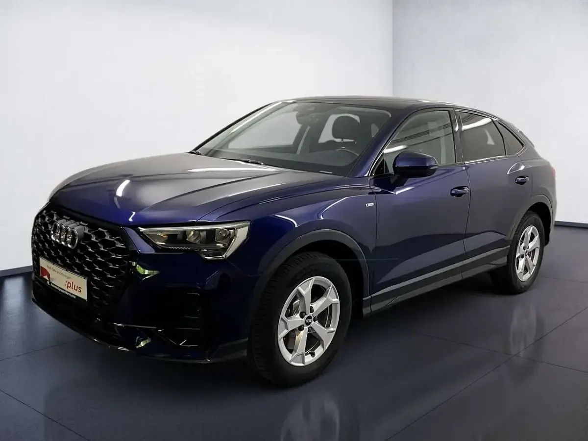 Gebraucht Audi Q3 Sportback S-Line 200 PS (147 kW) 2022 Blau SUV