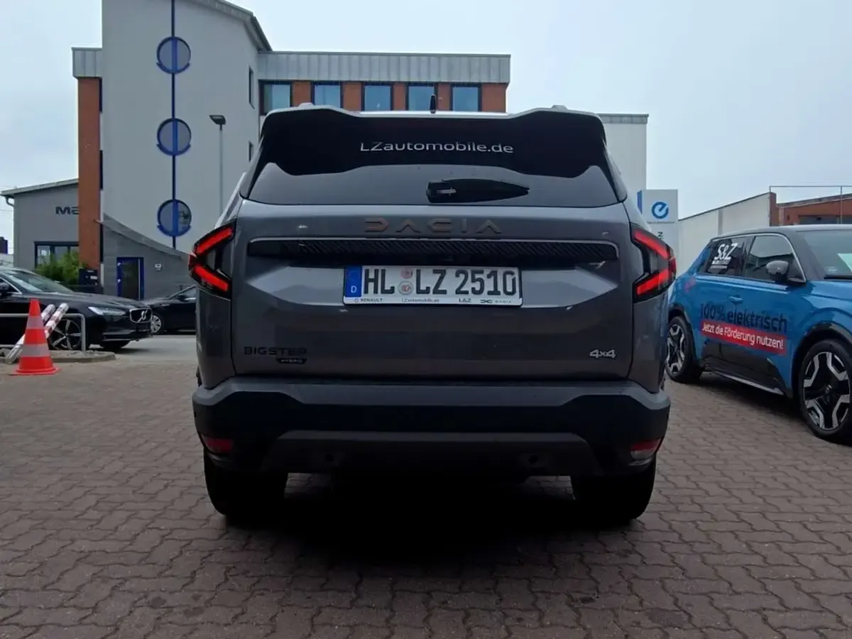 Gebraucht Dacia Bigster Extreme 140 PS (102 kW) 2026 Grau SUV