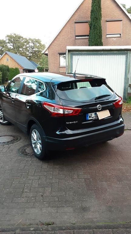 Schwarz Gebraucht 2017 Nissan Qashqai Acenta SUV | 10.200 € (Superpreis) - Bild 1/4