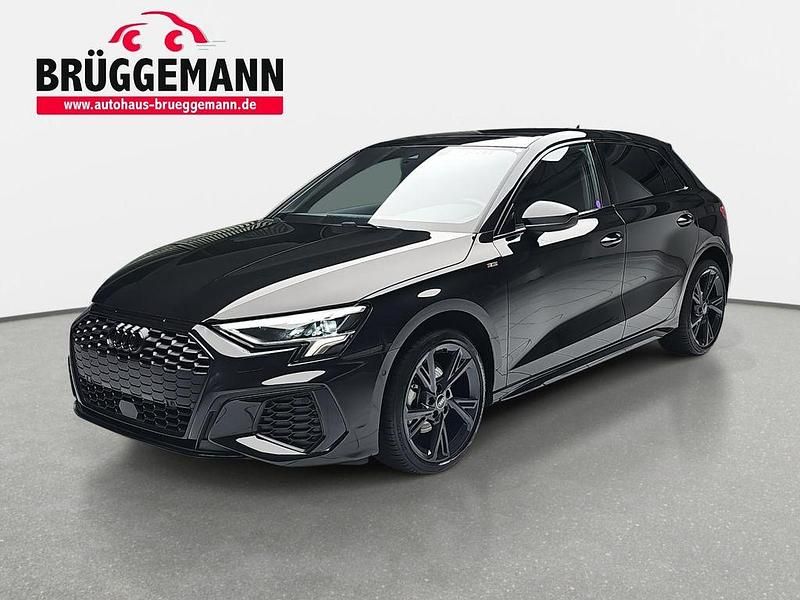 Mythosschwarz metallic Gebraucht 2024 Audi A3 Sportback S-Line Limousine | 32.890 € (Fairer Preis) - Bild 1/4