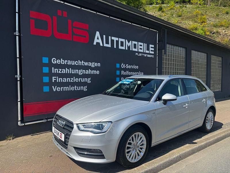 Silber Gebraucht 2014 Audi A3 Comfort Limousine | 15.800 € (Guter Preis) - Bild 1/4