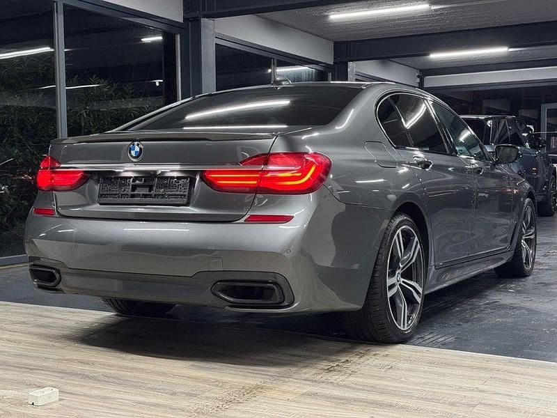 Gebraucht BMW 730 M Sport 265 PS (194 kW) 2017 Grau Limousine