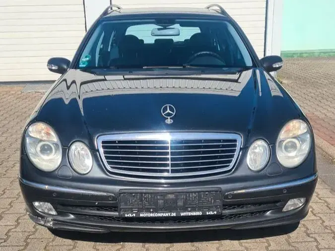 Gebraucht Mercedes E220 150 PS (110 kW) 2004 Grau Kombi