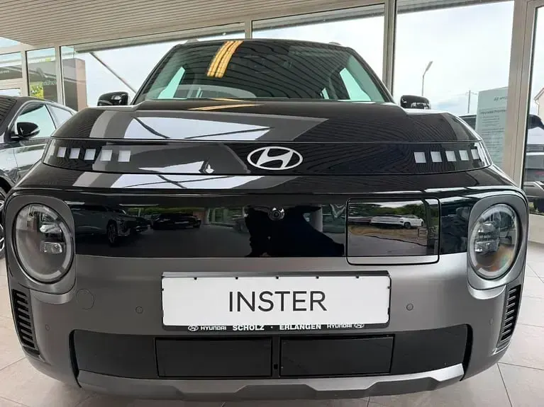 Neu Hyundai Inster 85 kW (116 PS) 2026 Abyss black Kleinwagen