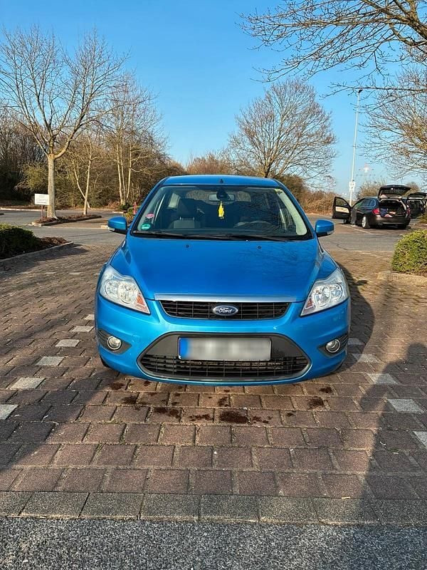 Gebraucht Ford Focus 109 PS (80 kW) 2010 Blau Kombi