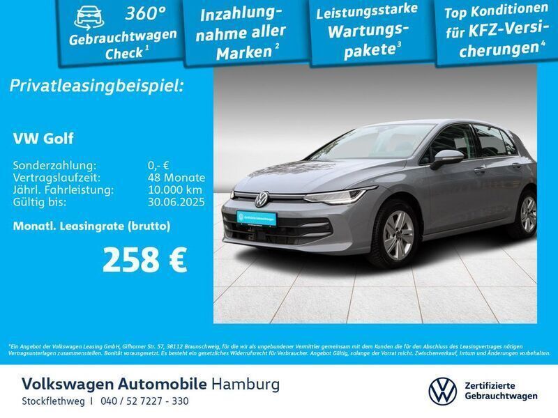 C2 mondsteingrau Gebraucht 2024 VW Golf VIII Life Limousine | 26.890 € (Fairer Preis) - Bild 1/3
