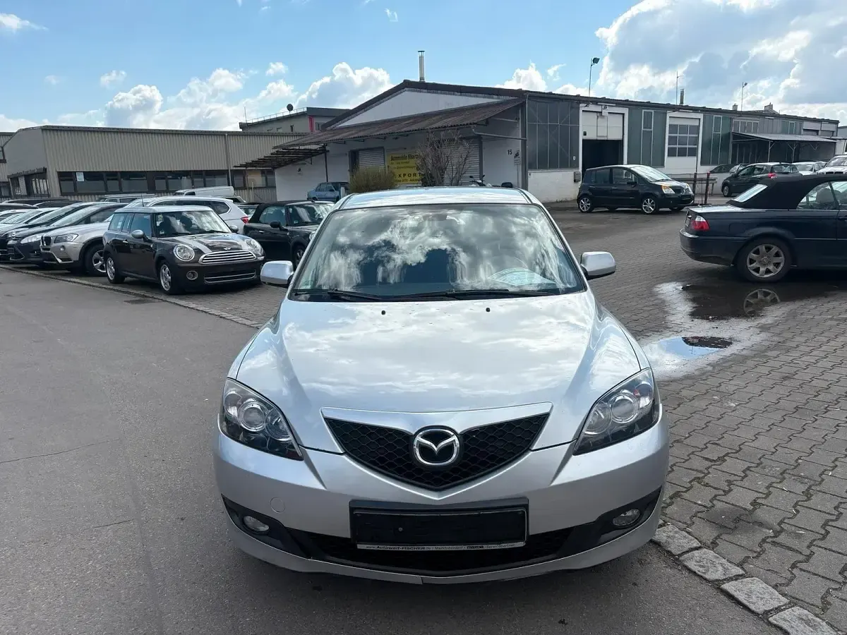 Second-hand Mazda 3 104 CP (76 kW) 2007 Argintiu Berlinǎ
