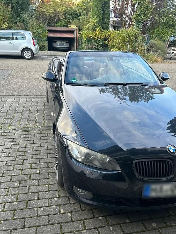 Gebraucht BMW 325 Cabriolet 197 PS (144 kW) 2009 Schwarz Cabrio