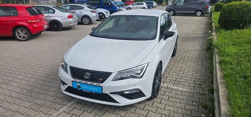 Weiß Gebraucht 2018 Seat Leon CUPRA Limousine | 22.999 € (Teuer) - Bild 1/4