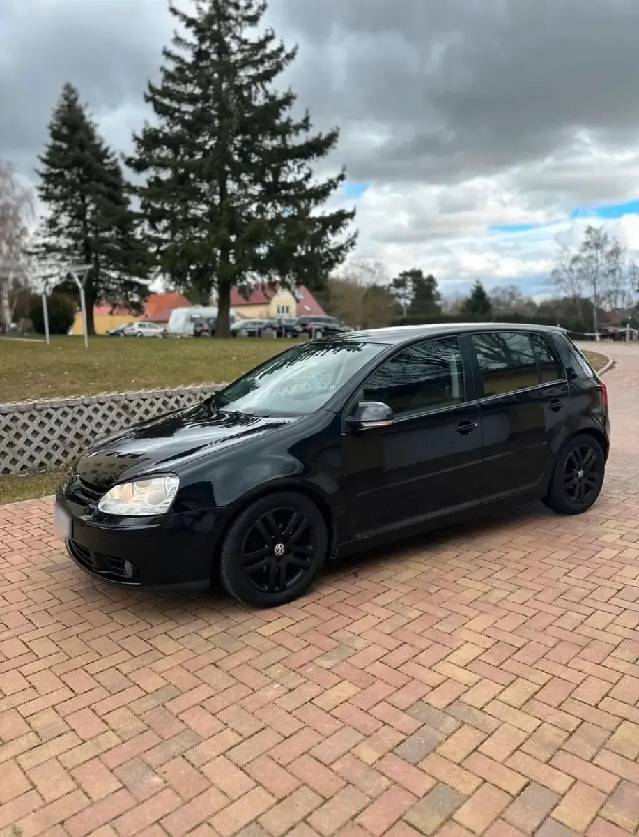 Gebraucht VW Golf V 140 PS (102 kW) 2007 Schwarz Kleinwagen