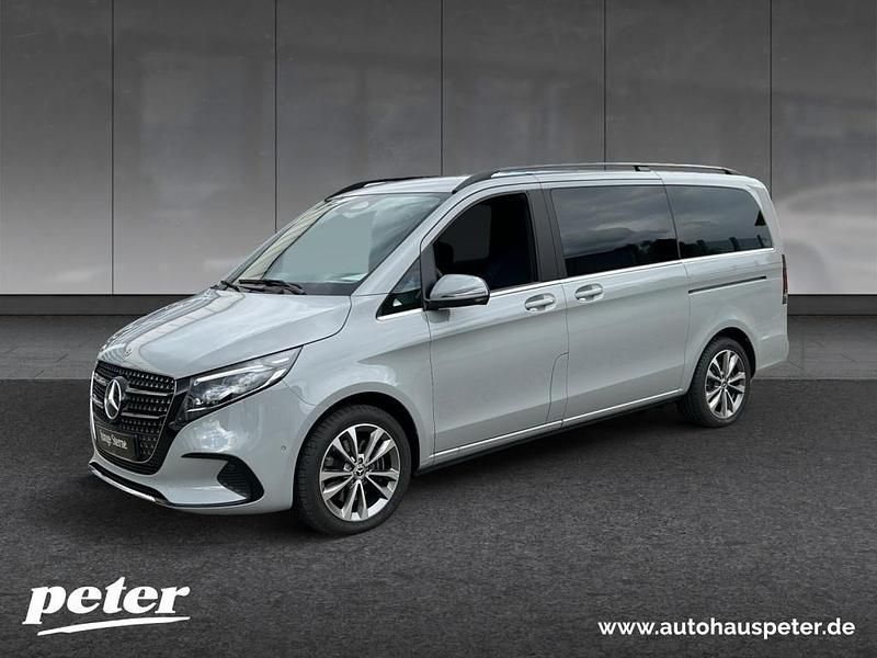 Alpingrau Gebraucht 2024 Mercedes V300 Avantgarde Van / Kleinbus | 77.890 € (Fairer Preis) - Bild 1/4