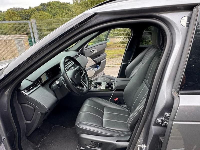 Grau Gebraucht 2022 Land Rover Range Rover Velar SE Dynamic SUV | 42.900 € (Fairer Preis) - Bild 1/4