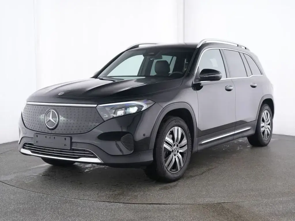 Gebraucht Mercedes EQB300 167 kW (228 PS) 2025 Kosmosschwarz (metallic) SUV