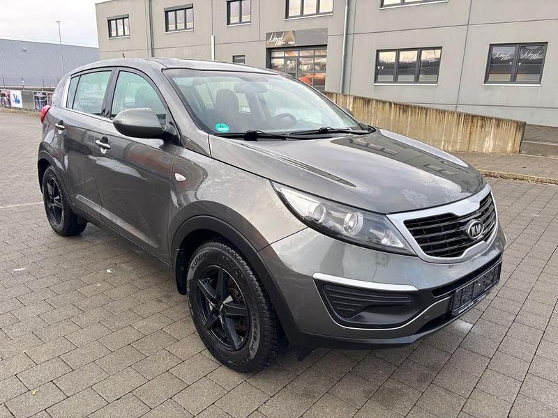 Gebraucht Kia Sportage Vision 116 PS (85 kW) 2011 Silber SUV