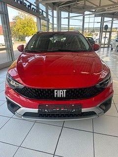 Gebraucht Fiat Tipo Red 131 PS (96 kW) 2022 Rot Limousine