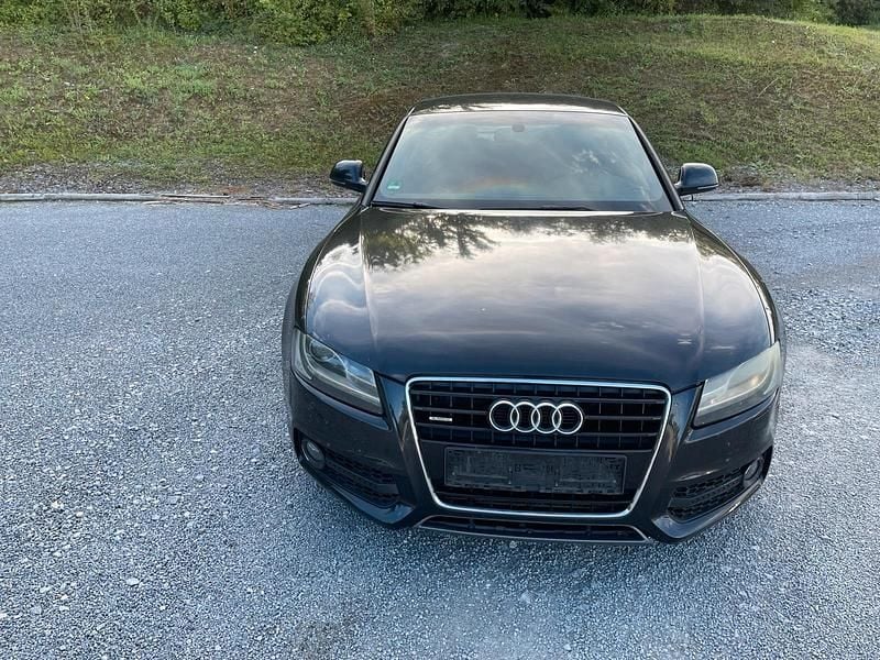 Schwarz Gebraucht 2009 Audi A5 Advanced Coupé | 4.600 € (Superpreis) - Bild 1/4
