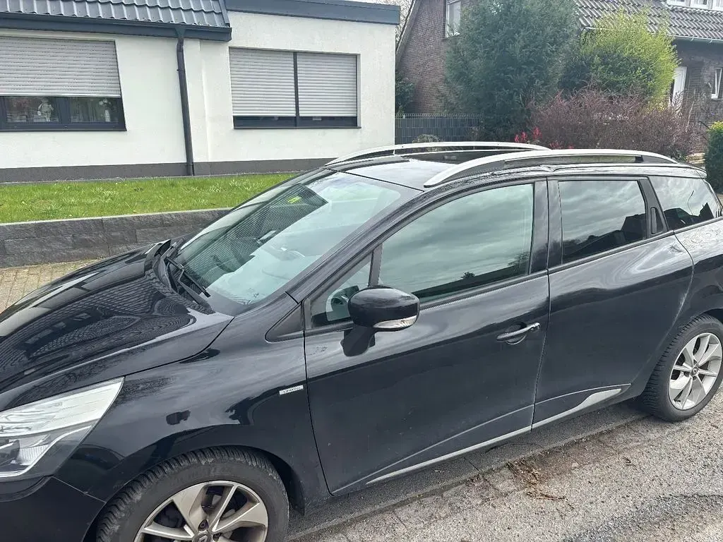 Gebraucht Renault Clio IV Life 75 PS (55 kW) 2016 Schwarz Limousine