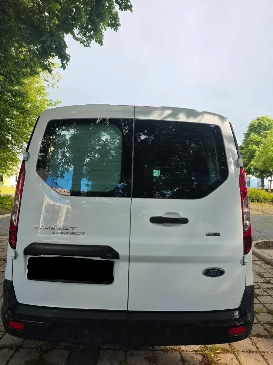 Gebraucht Ford Transit Connect 101 PS (74 kW) 2018 Weiß Van / Kleinbus
