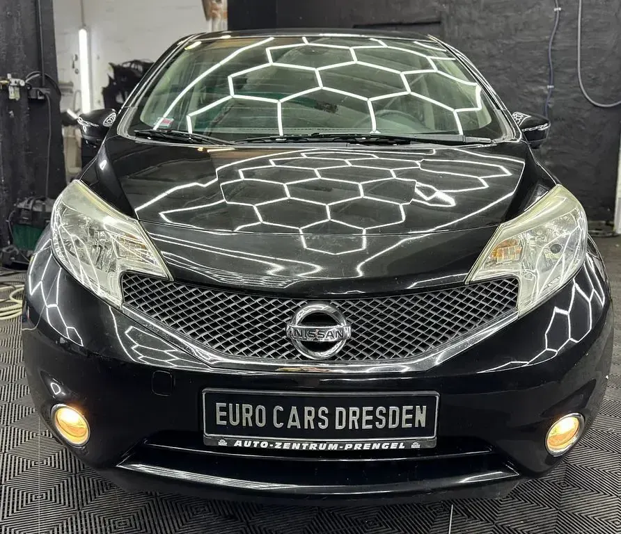 Gebraucht Nissan Note Acenta 80 PS (58 kW) 2015 Schwarz Kleinwagen