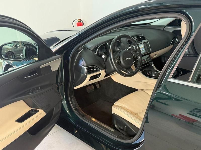 Gebraucht Jaguar XE S 200 PS (147 kW) 2016 Grün Limousine