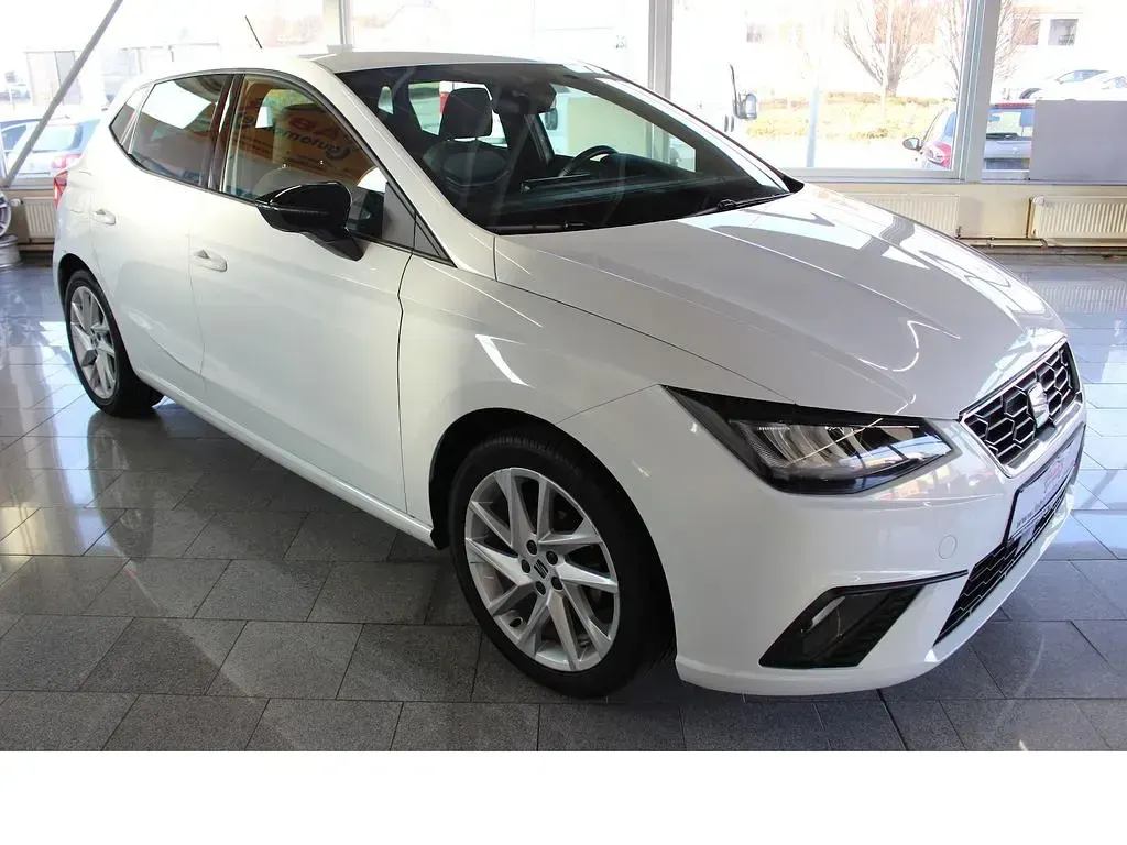 Gebraucht Seat Ibiza FR 80 PS (58 kW) 2022 Weiß Kleinwagen
