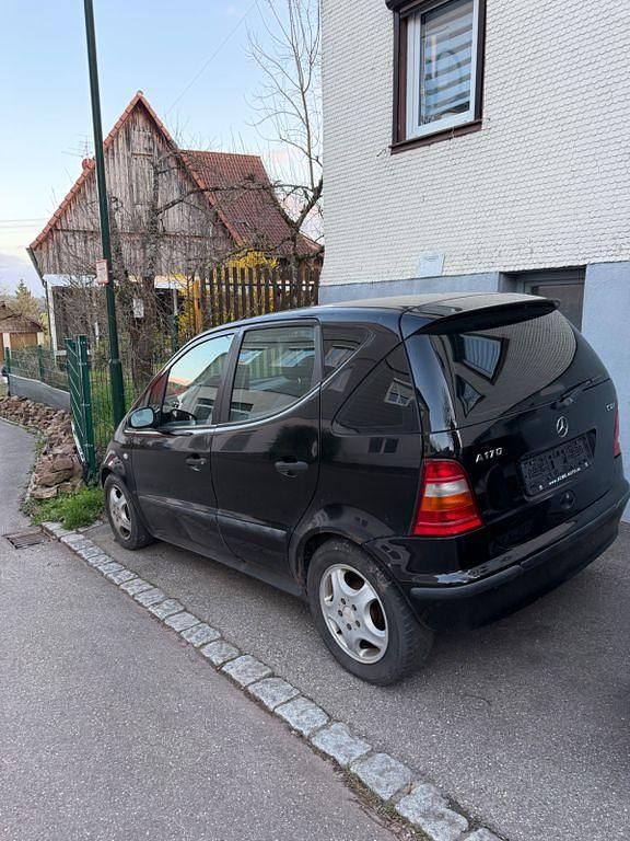 Gebraucht Mercedes A170 Classic 95 PS (69 kW) 2000 Schwarz Van / Kleinbus