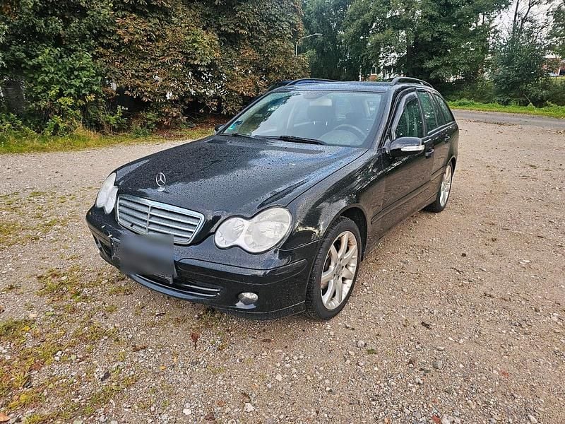 Schwarz Gebraucht 2006 Mercedes C200 Kombi | 2.750 € (Teuer) - Bild 1/4