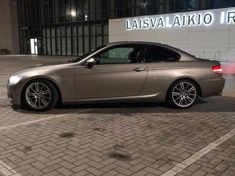 Gebraucht BMW 325 Performance 272 PS (200 kW) 2008 Beige Coupé