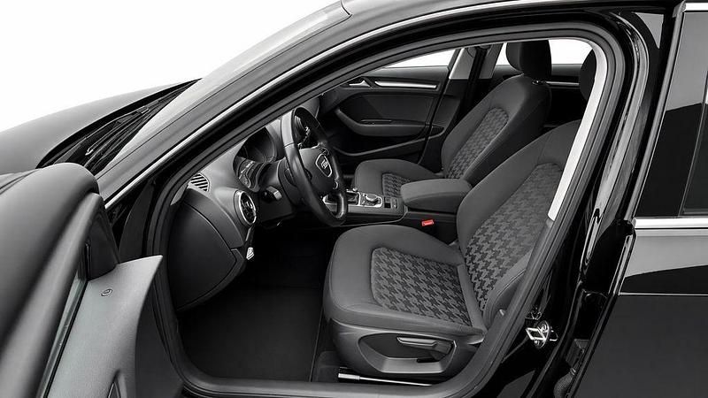 Second-hand Audi A3 110 CP (80 kW) 2015 Negru Berlinǎ