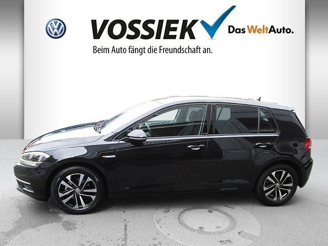 Gebraucht VW Golf VII IQ Drive 131 PS (96 kW) 2019 Schwarz metallic Limousine