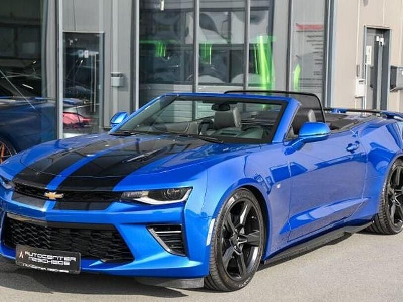 Gebraucht Chevrolet Camaro 453 PS (333 kW) 2018 Electric blue metallic Cabrio