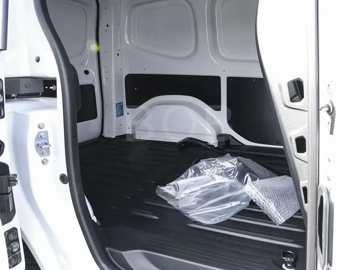 Gebraucht Renault Kangoo Komfort 89 kW (122 PS) 2025 Mineralweiß Van / Kleinbus