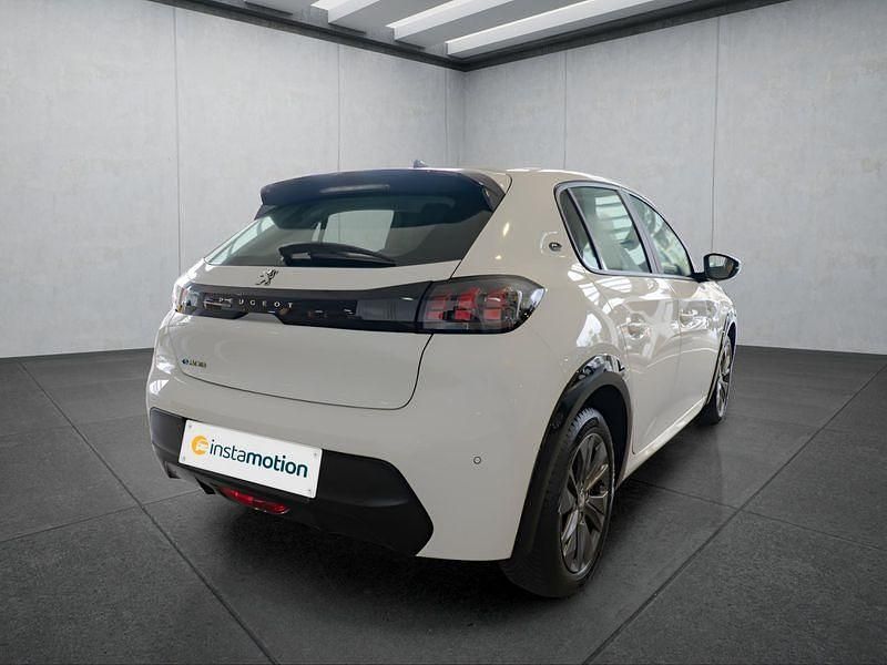 Gebraucht Peugeot e-208 100 kW (136 PS) 2021 Weiß Kleinwagen