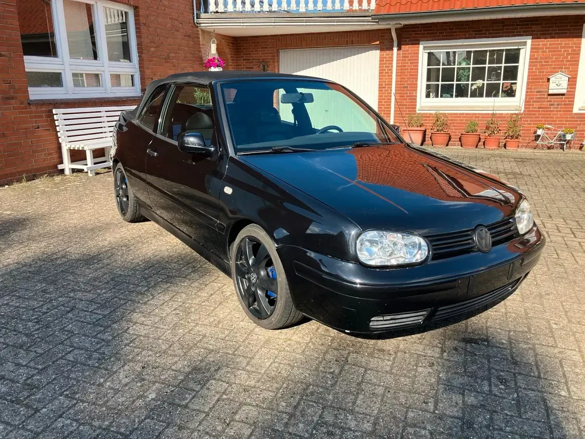 Gebraucht VW Golf Cabriolet Conceptline 90 PS (66 kW) 2001 Schwarz Cabrio