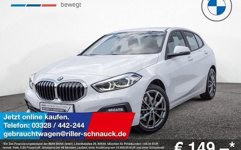 Weiß Gebraucht 2023 BMW 120 Advantage Kleinwagen | 25.950 € (Guter Preis) - Bild 1/4