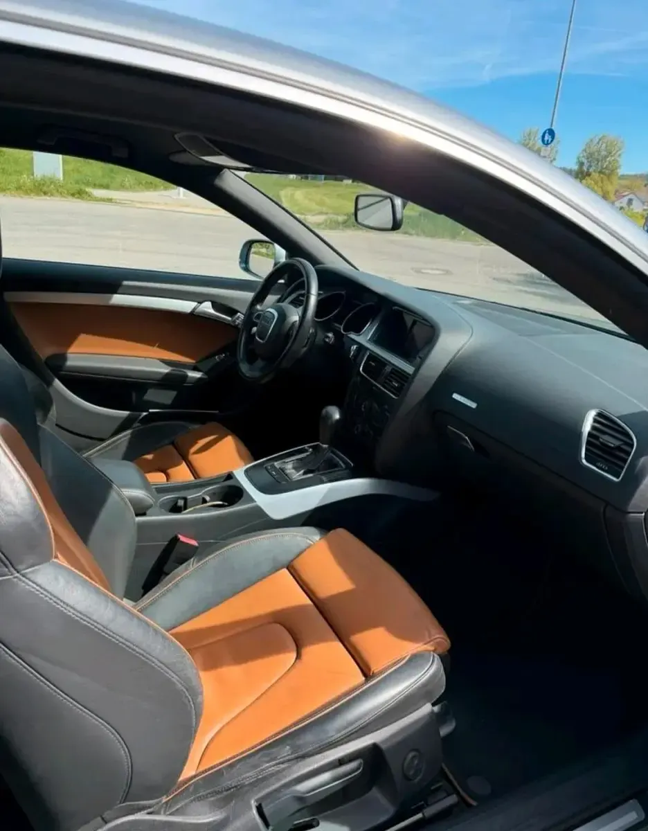 Gebraucht Audi A5 211 PS (155 kW) 2011 Silber Coupé
