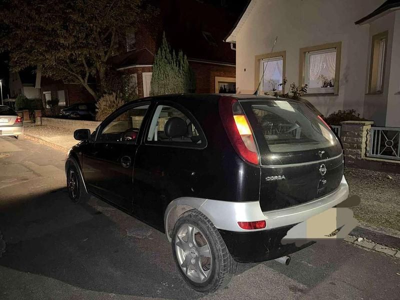 Gebraucht Opel Corsa 65 PS (47 kW) 2000 Limousine