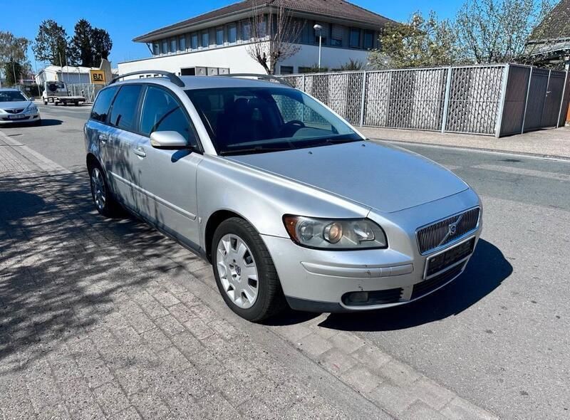 Silber Gebraucht 2005 Volvo V50 Kombi | 1.100 € - Bild 1/4