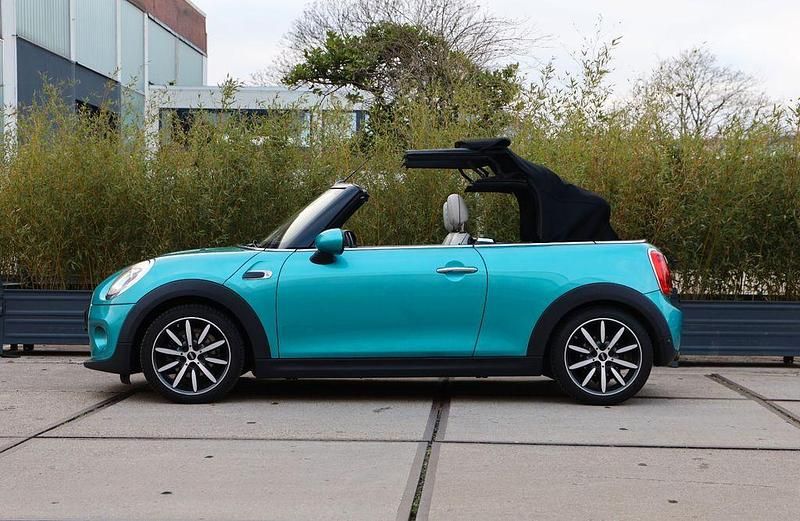 Gebraucht Mini Cooper 136 PS (100 kW) 2016 Grün Kleinwagen