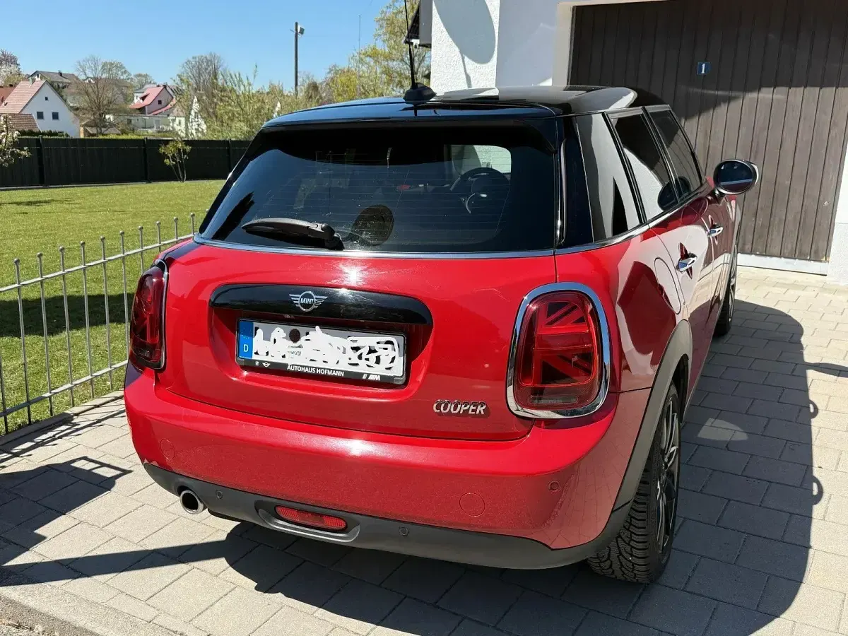 Używany Mini Cooper 136 KM (100 kW) 2020 Czerwony Hatchback