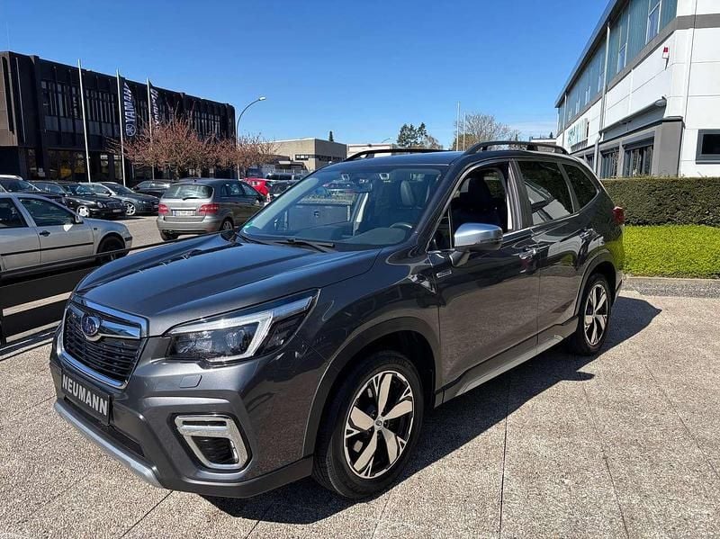 Gebraucht Subaru Forester Platinum 150 PS (110 kW) 2021 Magnetite gray (m) SUV