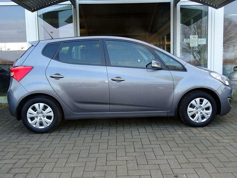 Gebraucht Hyundai ix20 Comfort 125 PS (91 kW) 2012 Steelgray Kleinwagen