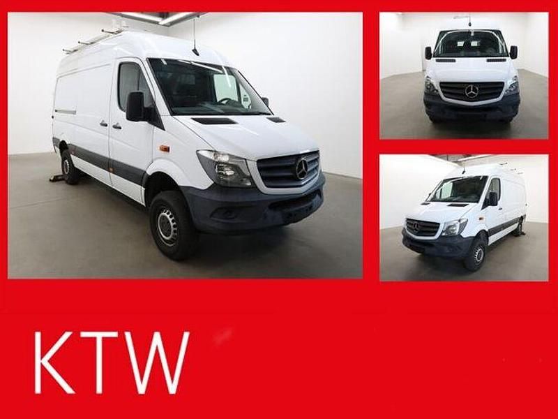 Gebraucht Mercedes Sprinter 163 PS (119 kW) 2018 Arktikweiß Van