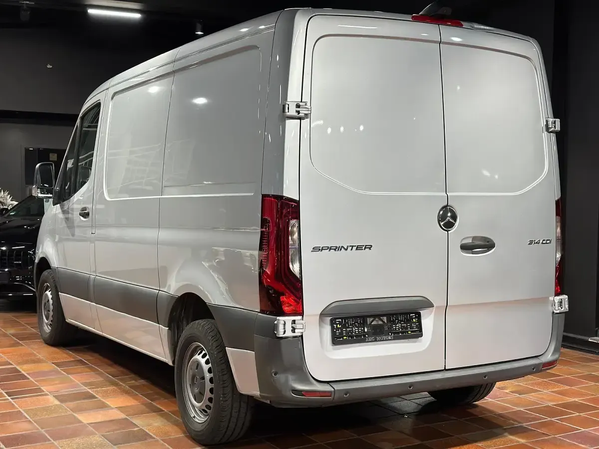 Gebraucht Mercedes Sprinter 143 PS (105 kW) 2019 Silber Van