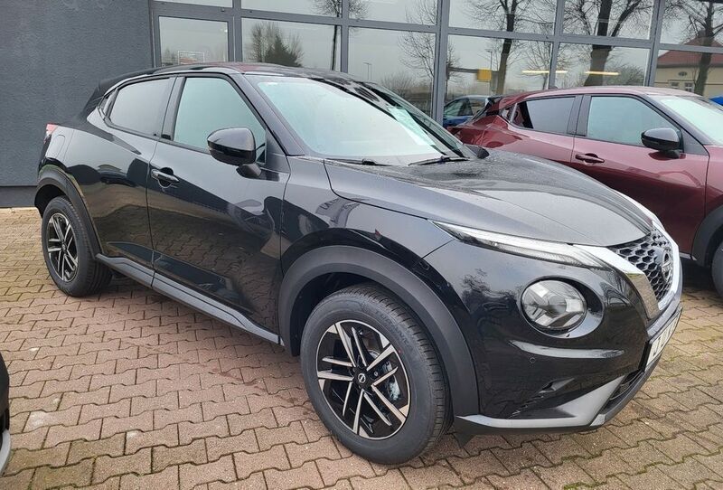 Schwarz Neu 2025 Nissan Juke N-Connecta SUV | 24.895 € (Fairer Preis) - Bild 1/4